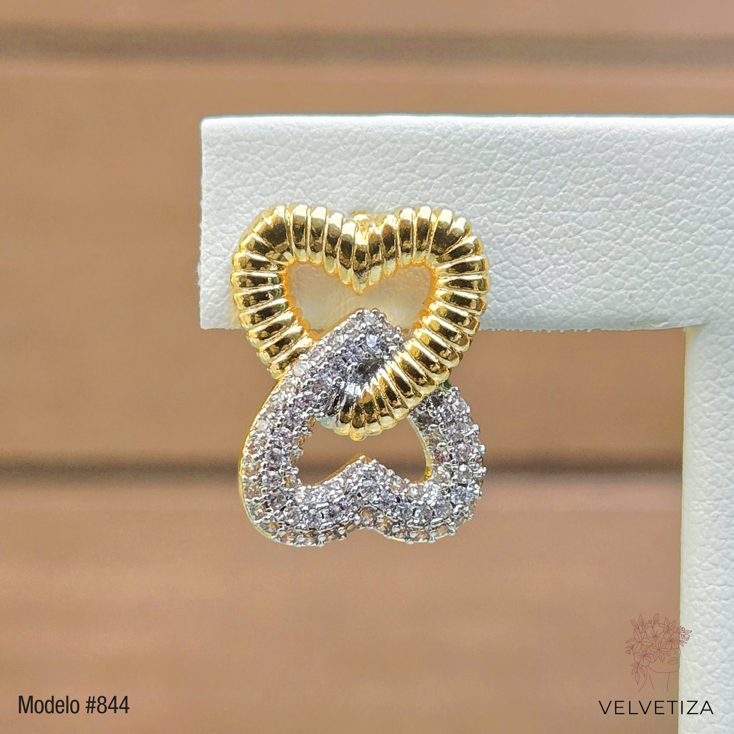 Aretes 844