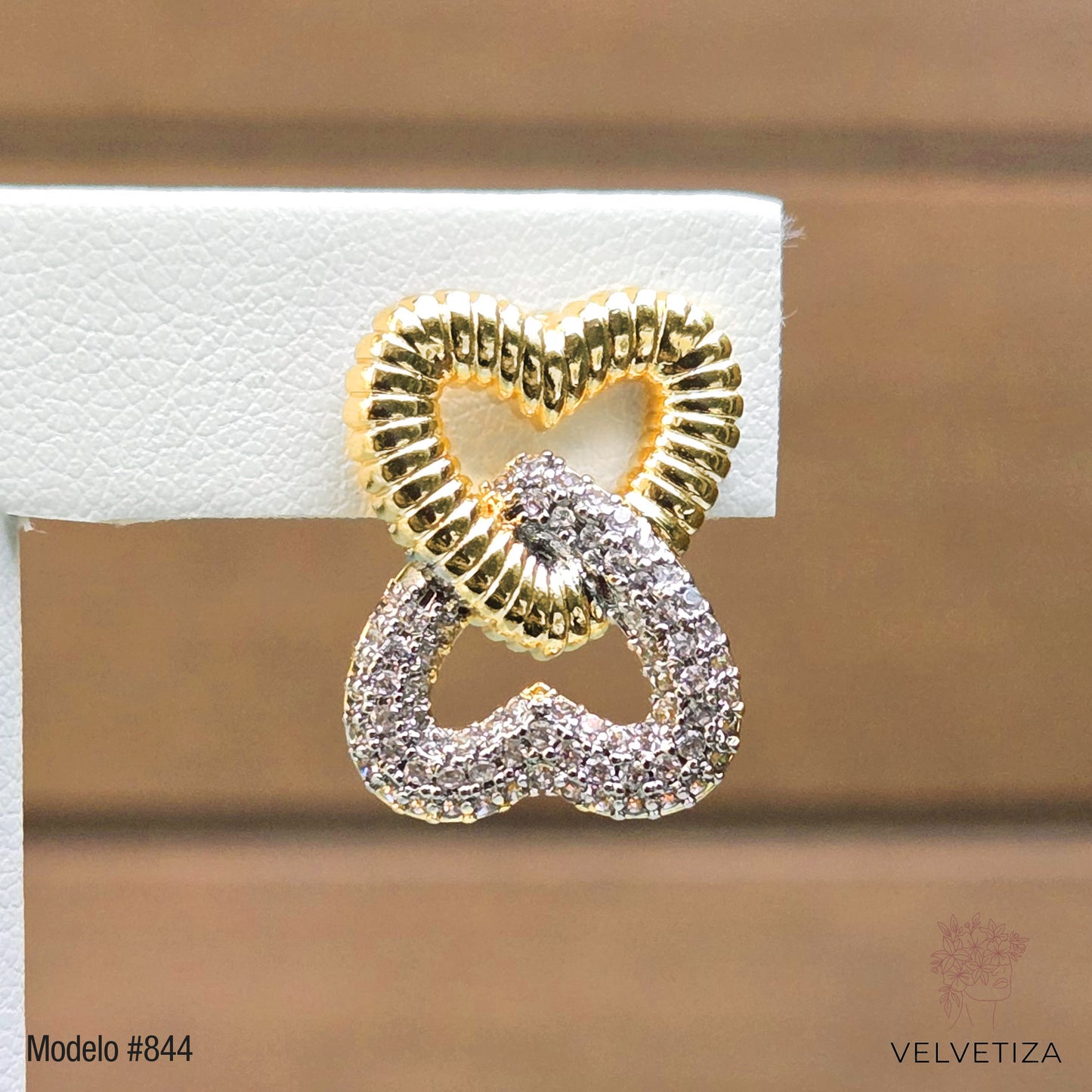 Aretes 844