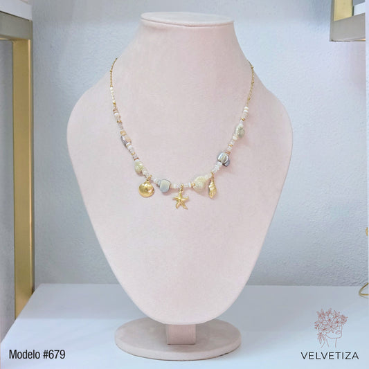 Collar 679