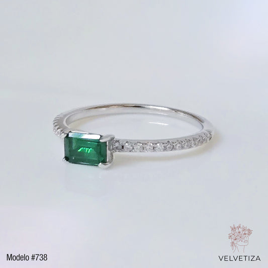 Anillo 738