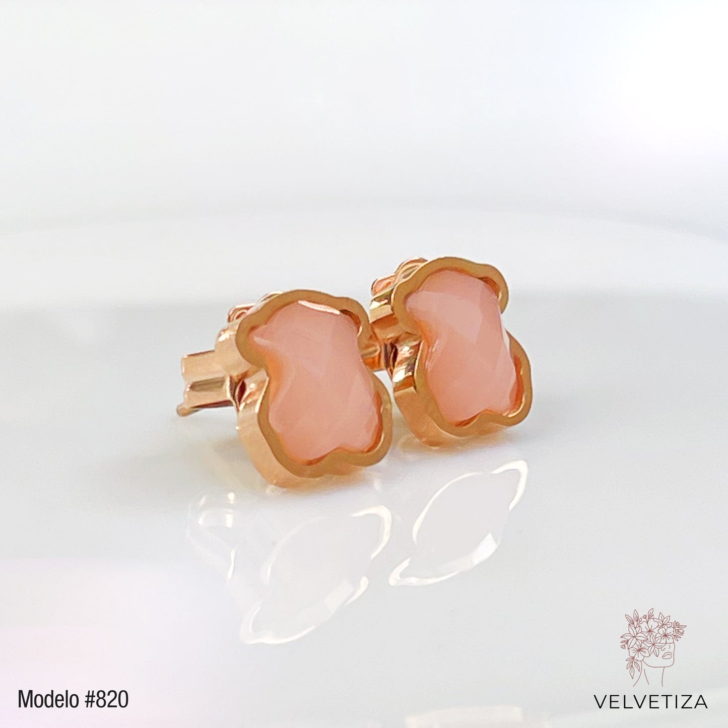 Aretes 820