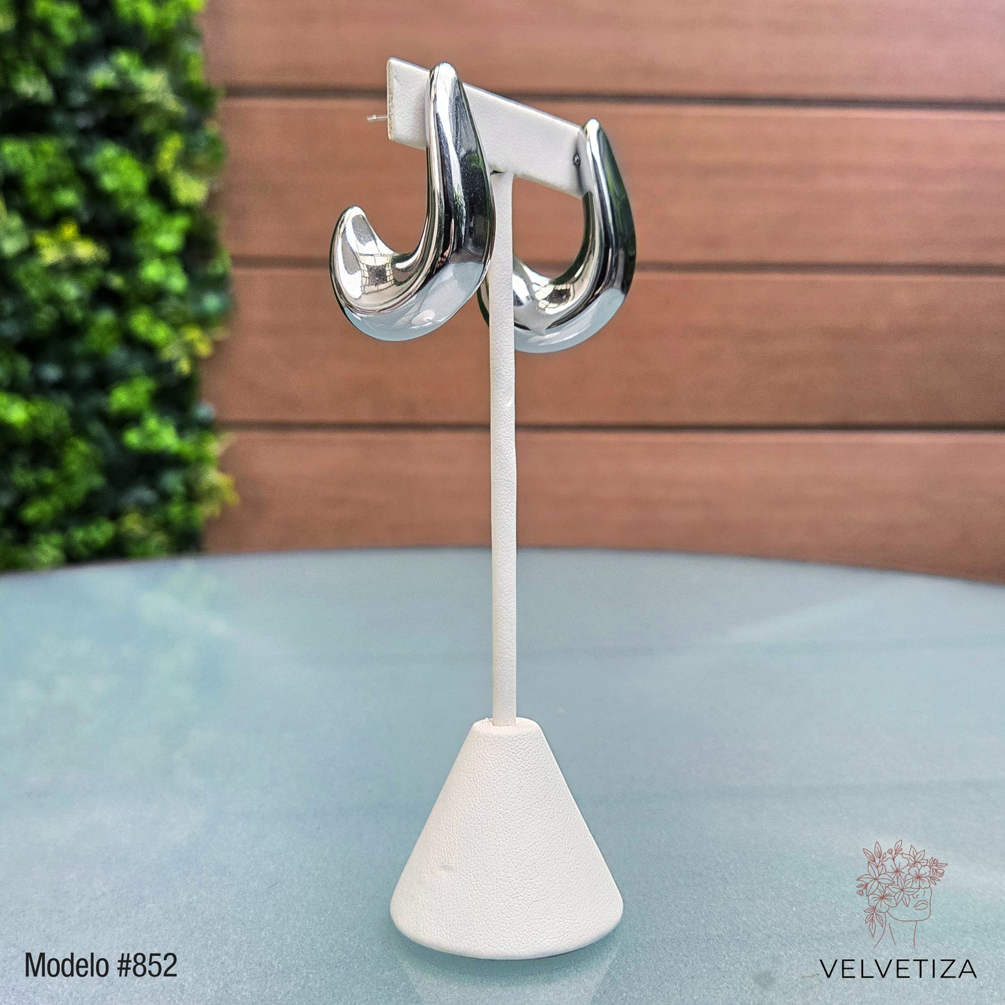 Aretes 852