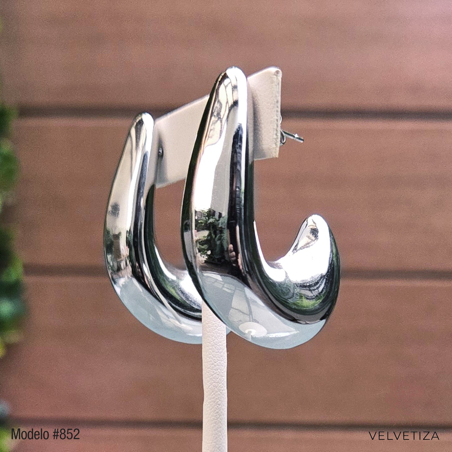 Aretes 852