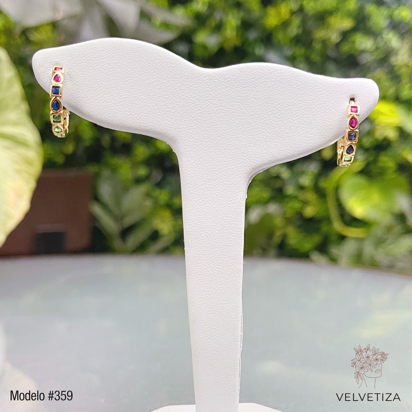 Aretes 359