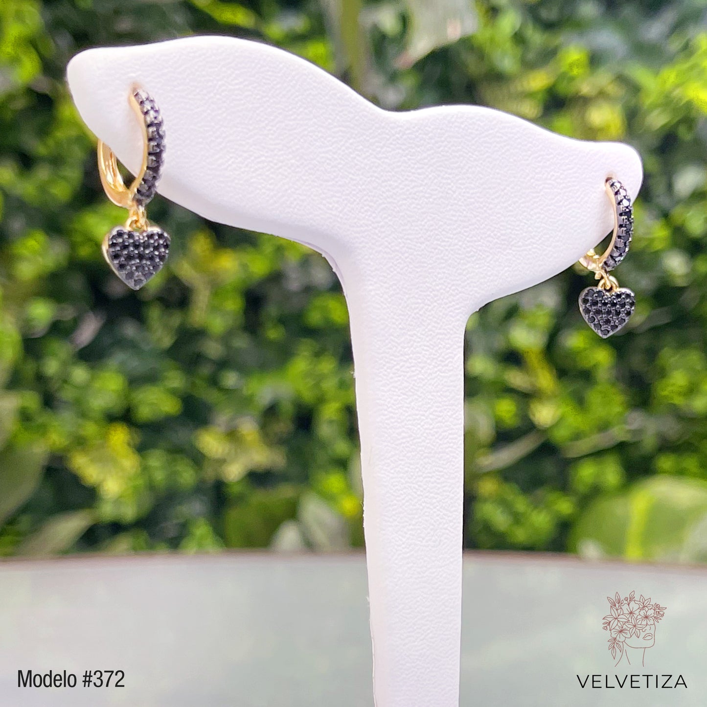 Aretes 372